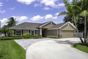 180 SE Princess Drive, Port Saint Lucie, FL 34952 Sold 10/28/25