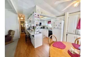 5348 SE 64th Terrace, Okeechobee, FL 34974 Sold 04/08/25