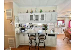5348 SE 64th Terrace, Okeechobee, FL 34974 Sold 04/08/25