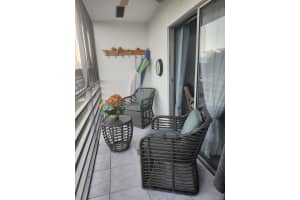 372 Dorset I 372 I, Boca Raton, FL 33434 Sold 04/11/25