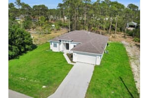 902 Williams Avenue, Lehigh Acres, FL 33972 - MLS#R11063233
