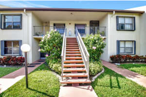 7843 Willow Spring Drive 623, Lake Worth