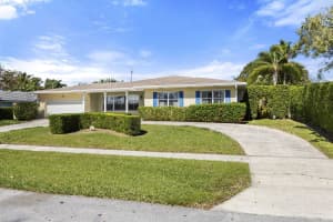 413 Oyster Road, North Palm Beach, FL 33408 Sold 04/30/25