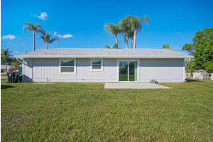 498 SW Duval Avenue, Port Saint Lucie, FL 34983 Sold 04/09/25