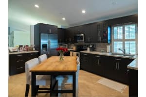 20315 SW 5th Street, Pembroke Pines, FL 33029 Sold 03/24/25