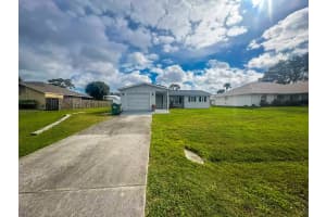 821 Barber Street, Sebastian, FL 32958 - MLS#R11063362