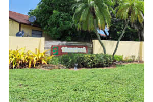 508 Glenwood Drive, West Palm Beach, FL 33415 Sold 07/18/25
