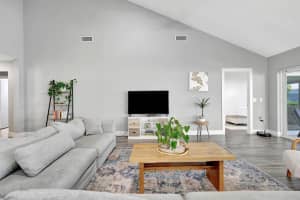 310 Leeward Drive, Jupiter, FL 33477 Sold 04/14/25