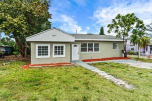 8657 SE 8657 Anthion Way, Hobe Sound, FL 33455 Sold 04/10/25