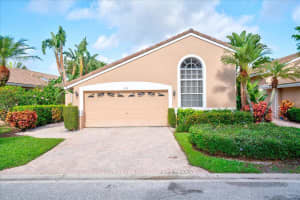 4578 Carlton Golf Drive, Lake Worth, FL 33449 Sold 04/29/25