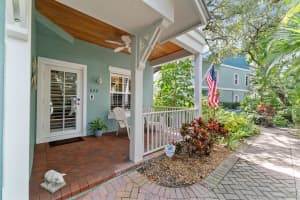 608 SW Cleveland Avenue, Stuart, FL 34994 - MLS#R11063499