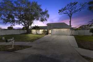 15 Hemlock Lane, Tequesta, FL 33469 Sold 08/01/25