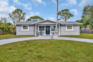 2143 SE Washington Street N, Stuart, FL 34997 Sold 04/15/25