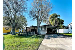 1428 Chobee Street, Okeechobee