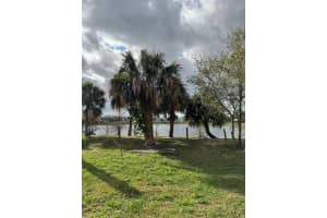 360 SE Rogers Court, Stuart, FL 34994 Sold 07/15/25