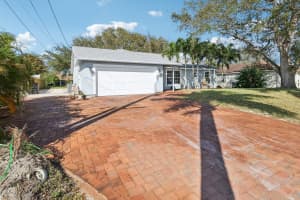 855 SW Mccoy Avenue, Port Saint Lucie, FL 34953 Sold 03/31/25