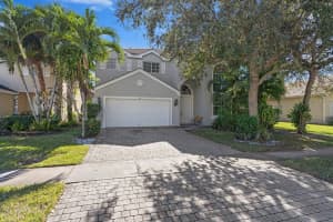 315 Berenger Walk, Royal Palm Beach