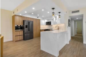 701 E Camino Real 2-E, Boca Raton, FL 33432 Sold 04/08/25