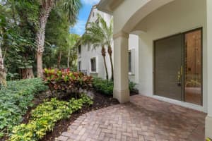 102 Palm Bay Circle C, Palm Beach Gardens, FL 33418 Sold 05/20/25