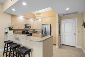 701 S Olive Avenue 625, West Palm Beach, FL 33401 Sold 04/30/25