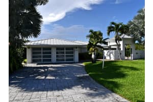 1562 Thumb Point Drive, Fort Pierce, FL 34949 Sold 05/05/25