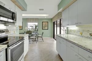 6 Clubhouse Lane, Boynton Beach, FL 33436 Sold 09/18/25