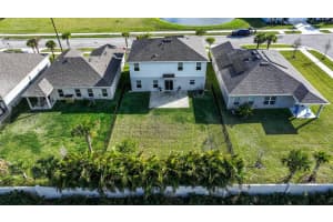 514 Raspberry Road, Fort Pierce, FL 34981 - MLS#R11063921