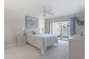 3212 S Lakeview Circle NE 10104, Fort Pierce, FL 34949 Sold 07/01/25