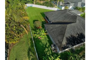 4065 9th Place, Vero Beach, FL 32960 Sold 03/24/25