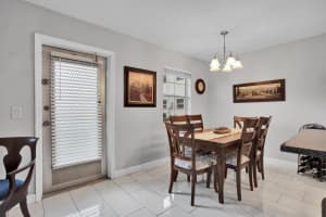 371 Chatham S, West Palm Beach, FL 33417 Sold 05/01/25