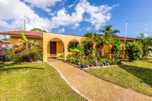 617 Ibis Drive, Delray Beach, FL 33444 Sold 04/11/25
