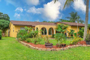 617 Ibis Drive, Delray Beach, FL 33444 Sold 04/11/25
