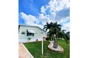 480 Thames Bluff Ridge 46, Fort Pierce