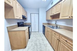 2812 NW 55th Avenue 1a, Lauderhill, FL 33313 Sold 04/11/25