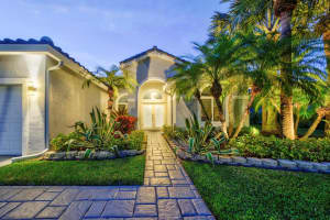 11259 Edgewater Circle, Wellington, FL 33414 Sold 03/26/25