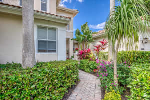 8201 Sandpiper Way, West Palm Beach, FL 33412 - MLS#R11064222