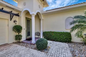 106 Via Castilla, Jupiter, FL 33458 Sold 04/15/25