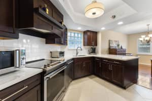 109 Weybridge Circle B, Royal Palm Beach, FL 33411 Sold 06/10/25