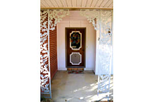 213 SW Lucero Drive, Port Saint Lucie, FL 34983 Sold 04/11/25