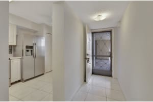 6866 Huntington Lane 404, Delray Beach, FL 33446 Sold 07/10/25