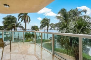 2650 Lake Shore Drive 206, Riviera Beach, FL 33404 - MLS#R11064418