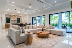 258 33rd Court, West Palm Beach, FL 33407 - MLS#R11064457