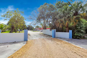 140 Possum Pass, West Palm Beach, FL 33413 - MLS#R11064487
