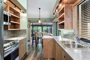 109 Seashore Drive, Jupiter, FL 33477 Sold 04/10/25