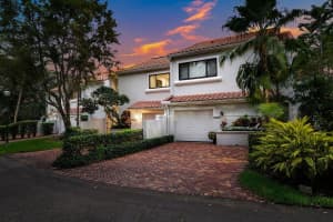 5576 N Ocean Boulevard 26e, Ocean Ridge, FL 33435 Sold 04/24/25