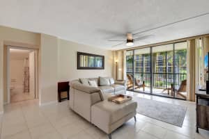 2424 N Federal Highway 207, Boynton Beach, FL 33435 - MLS#R11064596