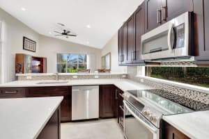 7848 Mirage Lake Cove, Lake Worth, FL 33467 Sold 04/21/25