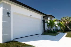 15061 Brainbridge Circle, Port Charlotte, FL 33981 - MLS#R11064622