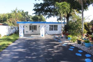 321 N 61st Avenue, Hollywood, FL 33024 Sold 03/28/25