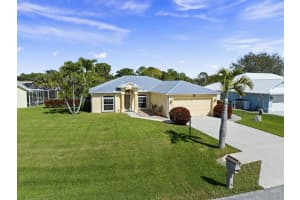 537 NE Pecos Way, Jensen Beach, FL 34957 Sold 04/02/25